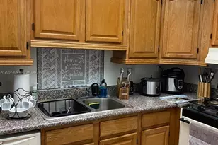 10000 NW 80th Ct, Hialeah Gardens, FL 33016 - Photo 3
