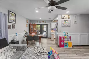 4971 SW 5th St, Margate, FL 33068 - Photo 9
