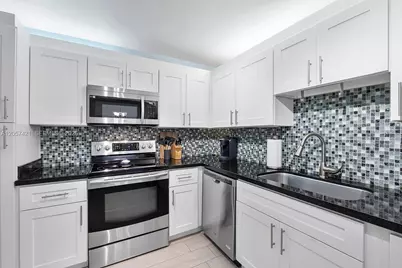 531 N Ocean Blvd #1005, Pompano Beach, FL 33062 - Photo 9