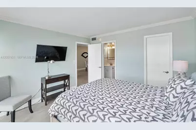 531 N Ocean Blvd #1005, Pompano Beach, FL 33062 - Photo 21