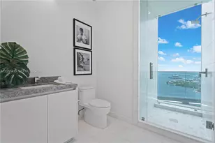 175 SE 25th St, Miami, FL 33129 - Photo 25