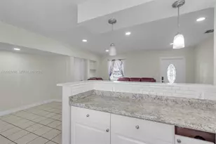 1207 Chateau Park Dr, Fort Lauderdale, FL 33311 - Photo 9