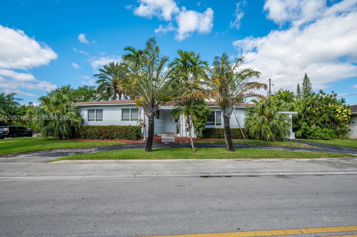 9520 E Broadview Dr - 9520 E Broadview Dr, Bay Harbor Islands, FL 33154 Luxury Property | Jose Angel Pina