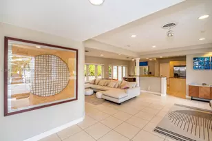 9520 E Broadview Dr, Bay Harbor Islands, FL 33154 - Photo 5