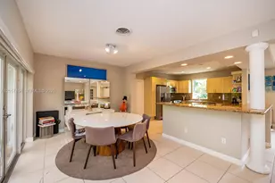 9520 E Broadview Dr, Bay Harbor Islands, FL 33154 - Photo 11