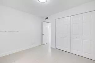 9471 Evergreen Pl, Davie, FL 33324 - Photo 9
