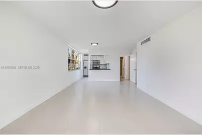 9471 Evergreen Pl #104, Davie, FL 33324 - Photo 5