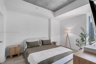 151 SE 1st St, Miami, FL 33131 - Photo 9