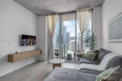 151 SE 1st St #2109, Miami, FL 33131 - Photo 3