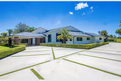 10506 SW 89 Place #0, Miami, FL 33176 - Photo 1