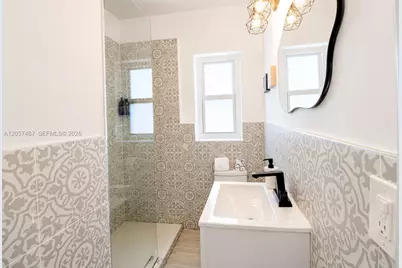 1440 SW 4th St, Miami, FL 33135 - Photo 3