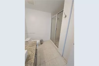 185 SW 7th St #3600, Miami, FL 33130 - Photo 9