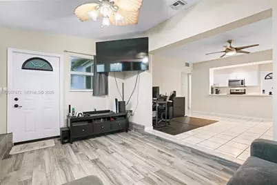 44 NW 19th St #1, Homestead, FL 33030 - Photo 11