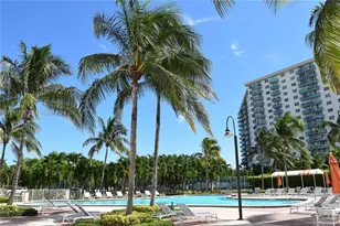 19380 Collins Ave, Sunny Isles Beach, FL 33160 - Photo 9