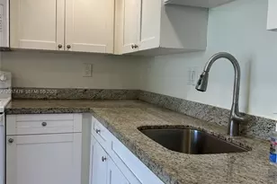 8520 SW 133rd Avenue Rd, Miami, FL 33183 - Photo 5