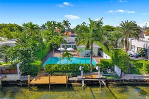 1777 Daytonia Rd, Miami Beach, FL 33141 - Photo 1