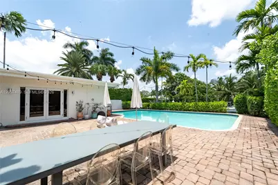 1777 Daytonia Rd, Miami Beach, FL 33141 - Photo 5