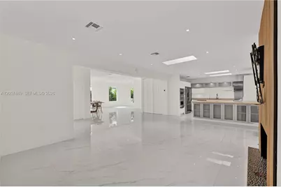 1777 Daytonia Rd, Miami Beach, FL 33141 - Photo 7