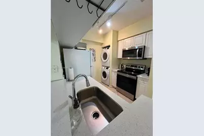 17145 N Bay Rd #4301, Sunny Isles Beach, FL 33160 - Photo 3