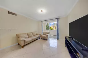 17145 N Bay Rd, Sunny Isles Beach, FL 33160 - Photo 5