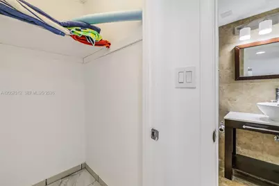 401 Ocean Dr #602, Miami Beach, FL 33139 - Photo 17