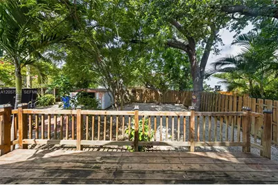 7020 NE 5th Ave, Miami, FL 33138 - Photo 39
