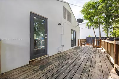 7020 NE 5th Ave, Miami, FL 33138 - Photo 37