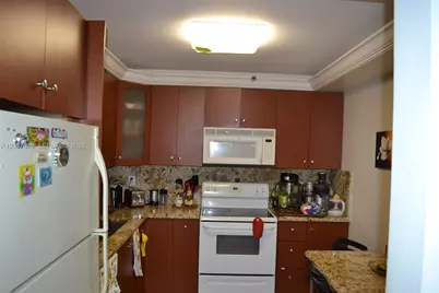 [Address not provided], Sunny Isles Beach, FL 33160 - Photo 13