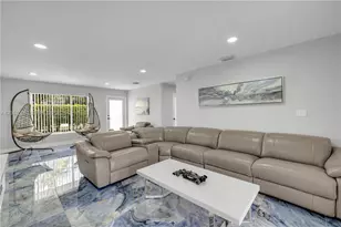10350 SW 48th St, Miami, FL 33165 - Photo 5