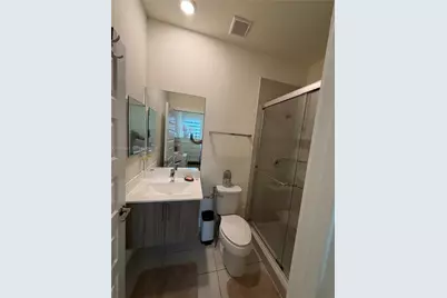 10218 NW 76th Ter, Doral, FL 33178 - Photo 15
