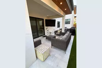 10218 NW 76th Ter, Doral, FL 33178 - Photo 29