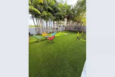 10218 NW 76th Ter, Doral, FL 33178 - Photo 27