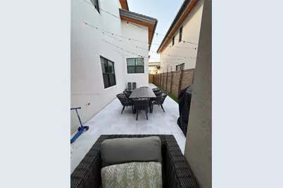 10218 NW 76th Ter, Doral, FL 33178 - Photo 25