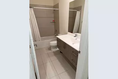 10218 NW 76th Ter, Doral, FL 33178 - Photo 17