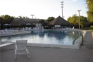 459 Lakeview Dr, Weston, FL 33326 - Photo 11