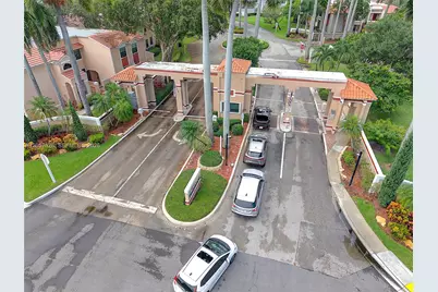 11444 NW 10th St #11444, Pembroke Pines, FL 33026 - Photo 17