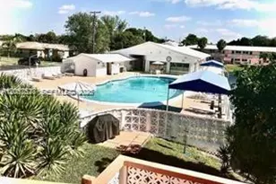 900 SW 11th Ave, Hallandale Beach, FL 33009 - Photo 17
