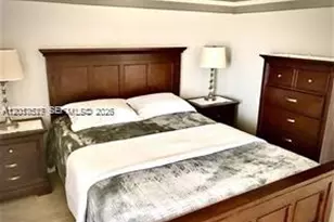 900 SW 11th Ave, Hallandale Beach, FL 33009 - Photo 3