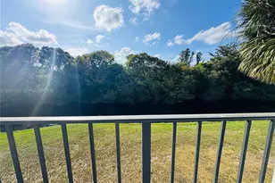1141 Lake Victoria Dr, West Palm Beach, FL 33411 - Photo 7