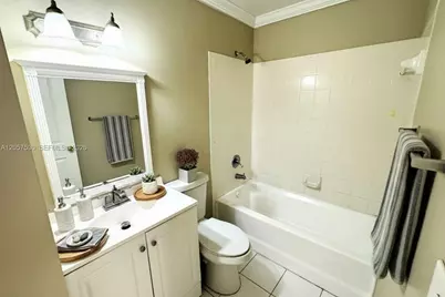 1141 Lake Victoria Dr #E, West Palm Beach, FL 33411 - Photo 13
