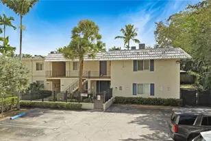 8617 SW 68th Ct, Pinecrest, FL 33156 - Photo 3