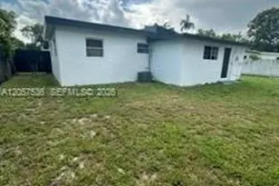 4041 SW 59th Ave, West Park, FL 33023 - Photo 11