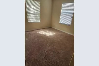 330 Carina Cir #330, Sanford, FL 32773 - Photo 3