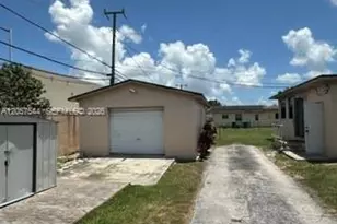 1635 NW 1st Ave, Florida City, FL 33034 - Photo 3