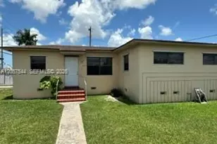 1635 NW 1st Ave, Florida City, FL 33034 - Photo 1