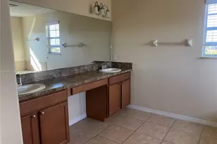 2579 Carrickton Cir, Other City - In The State Of Florida, FL 32824 - Photo 5