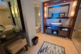 6801 Collins Ave, Miami Beach, FL 33141 - Photo 21