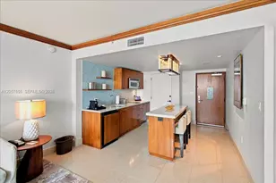 6801 Collins Ave, Miami Beach, FL 33141 - Photo 9
