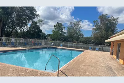 3690 N 56th Ave #906, Hollywood, FL 33021 - Photo 13