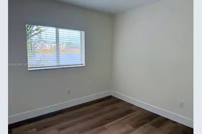 3690 N 56th Ave #906, Hollywood, FL 33021 - Photo 9